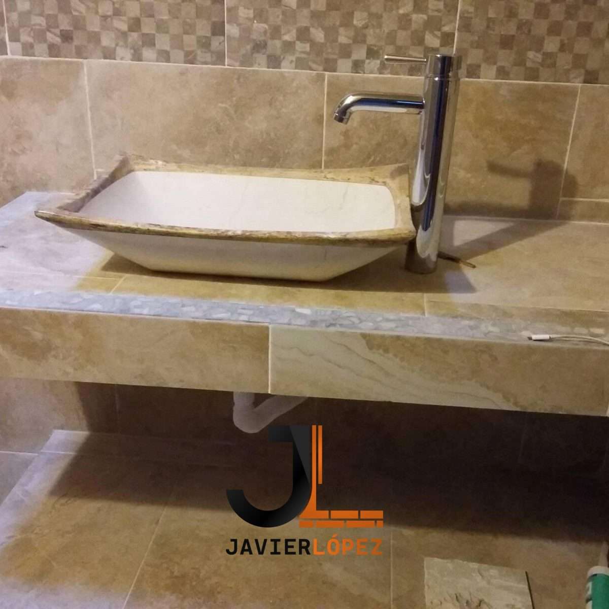 Javier Perez, Trabajos INSTALACIÓN DE PISOS Y ALBAÑILERÍA