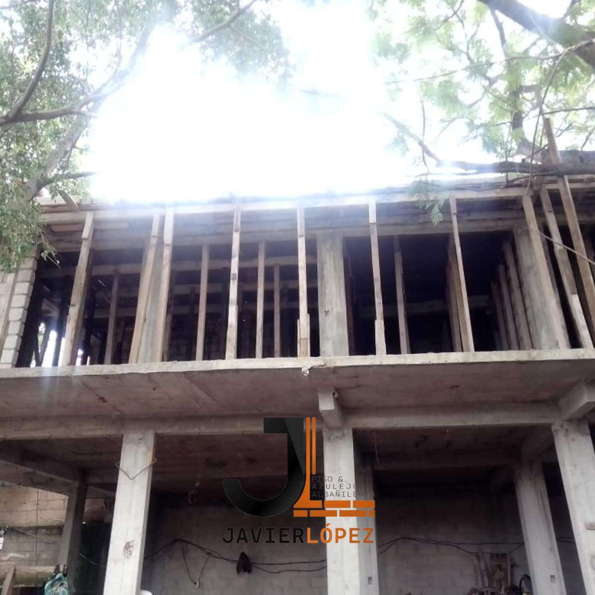 Javier Perez, Trabajos INSTALACIÓN DE PISOS Y ALBAÑILERÍA